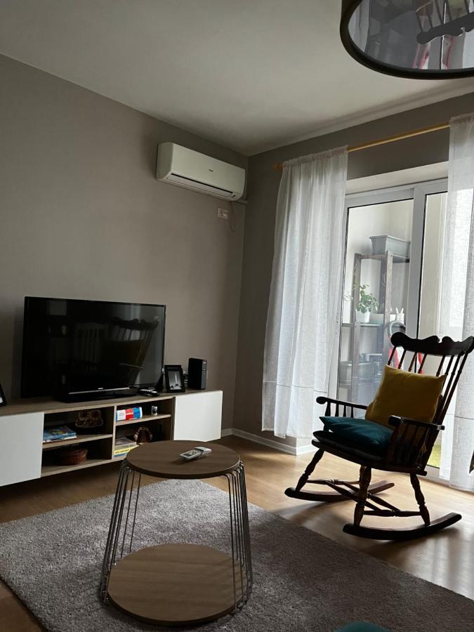 Bllok Area Apartment 티라나 외부 사진